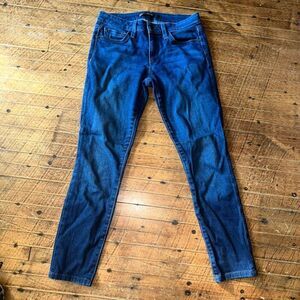 Joe’s Jeans Skinny booty fit size 26 normcore luxe jeans